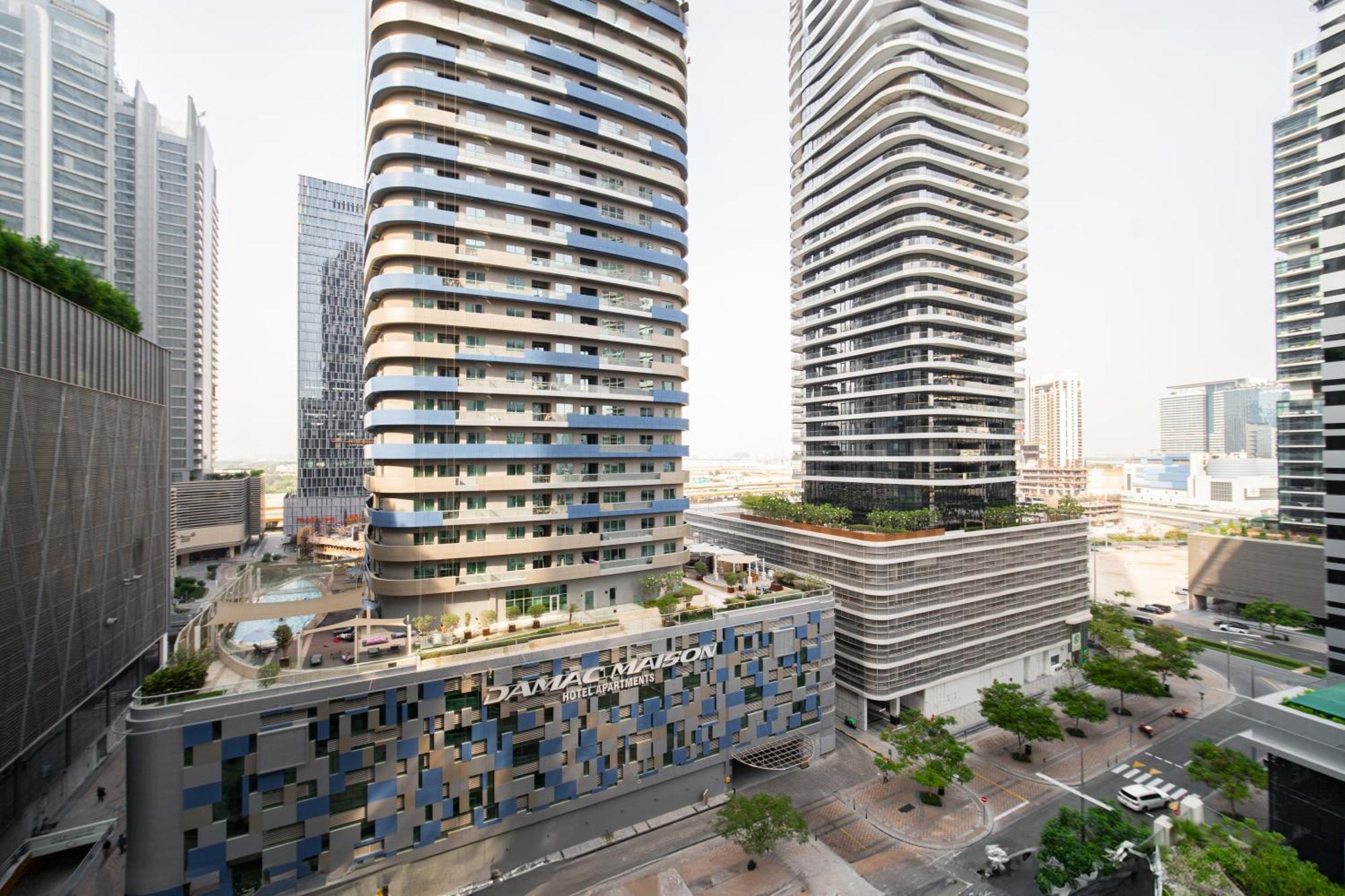 Elegant Escapes - Homely 1B In Dunya Tower Dubai Exterior photo