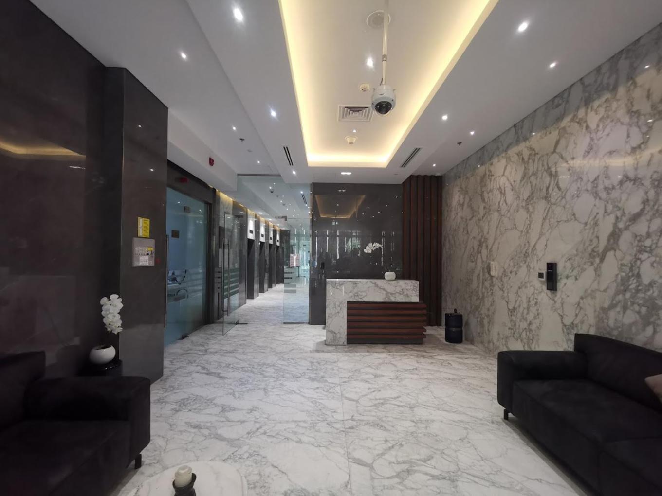 Elegant Escapes - Homely 1B In Dunya Tower Dubai Exterior photo