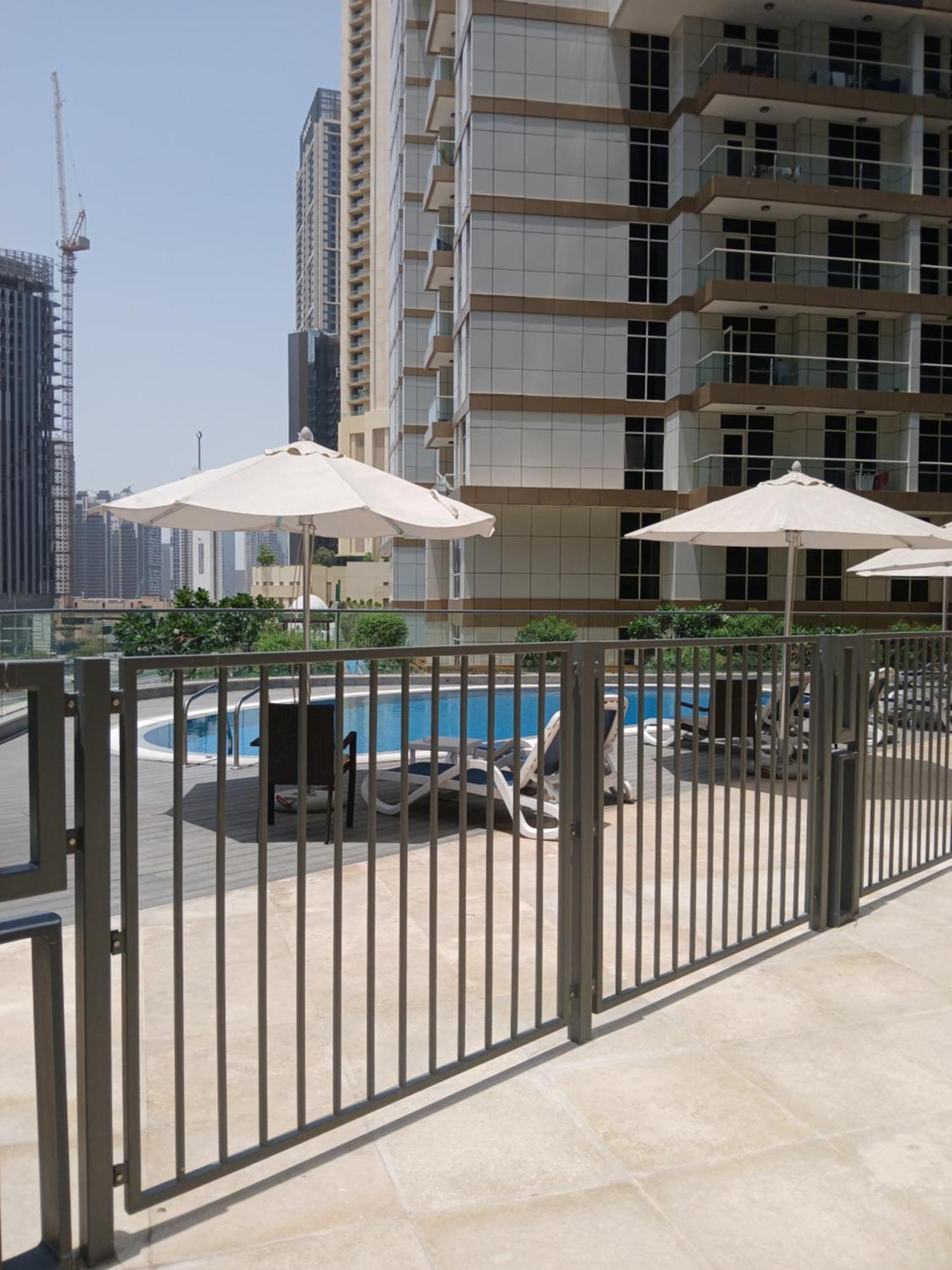 Elegant Escapes - Homely 1B In Dunya Tower Dubai Exterior photo